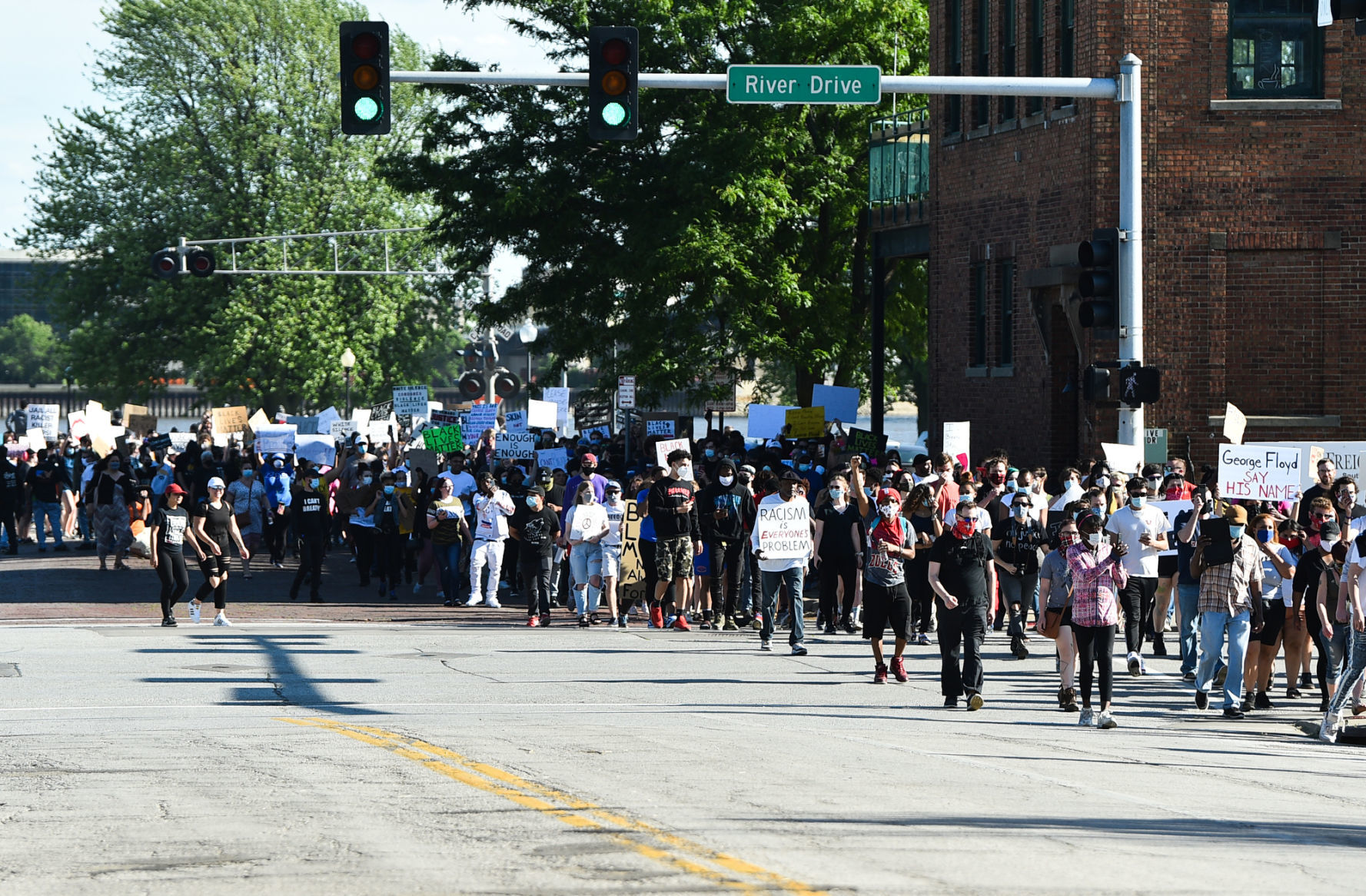 053120-qc-nws-protest-016